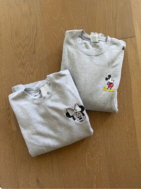 Gildan Gray Mickey & Minnie Crewneck Sweatshirts